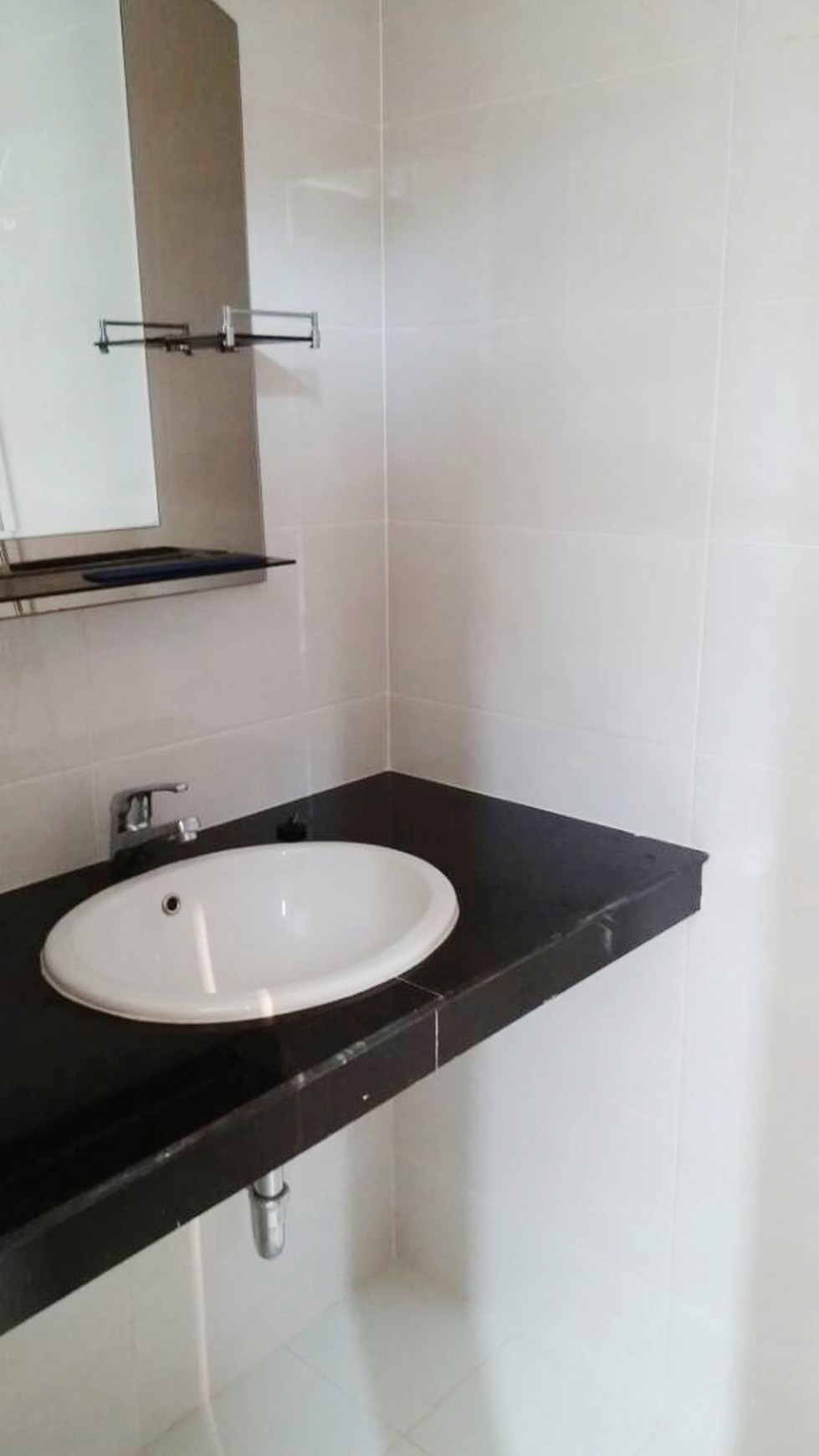 Dijual Rumah Bagus Di Bintang Garuda Residence, Rempoa