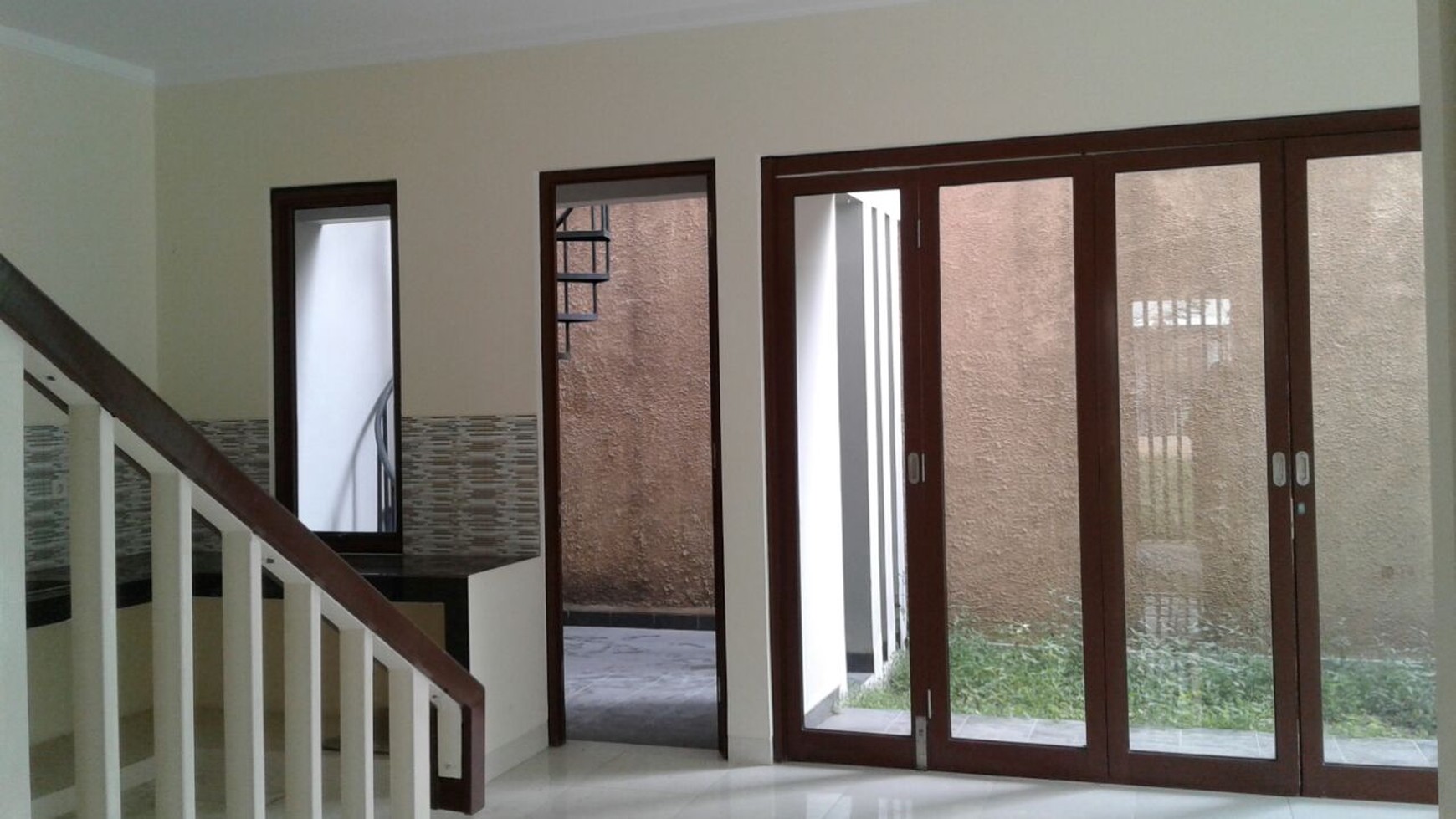 Disewakan Rumah Bagus Di Cluster Discovery, Bintaro Sektor 9