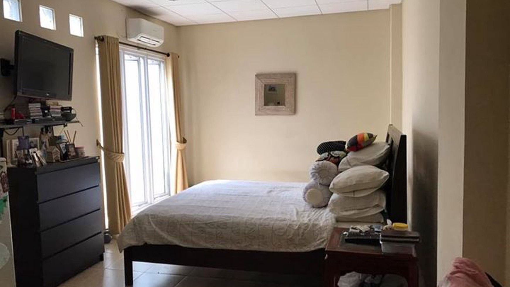 Dijual RUMAH CANTIK lokasi sangat Strategis