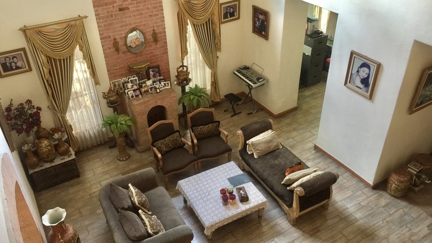 Rumah Siap Huni di Kemang Regency LT. 600m2 / 500m2