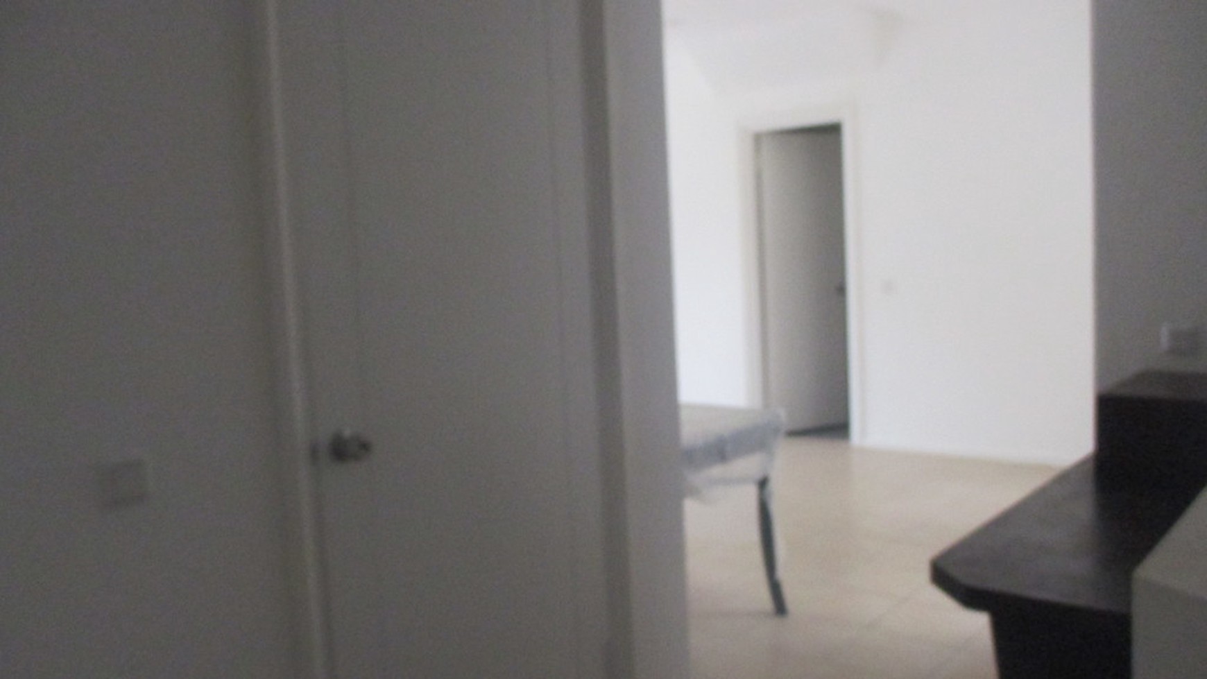 Dijual Rumah di Taman Spain - Lippo Karawaci