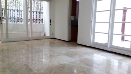 beautiful house in the prime area of Pondok Indah