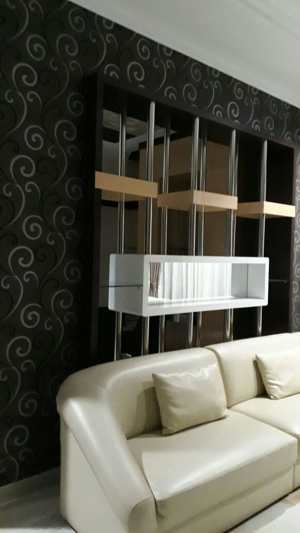Disewakan Rumah Full Furnish di Taman Beverly Golf - Lippo Karawaci