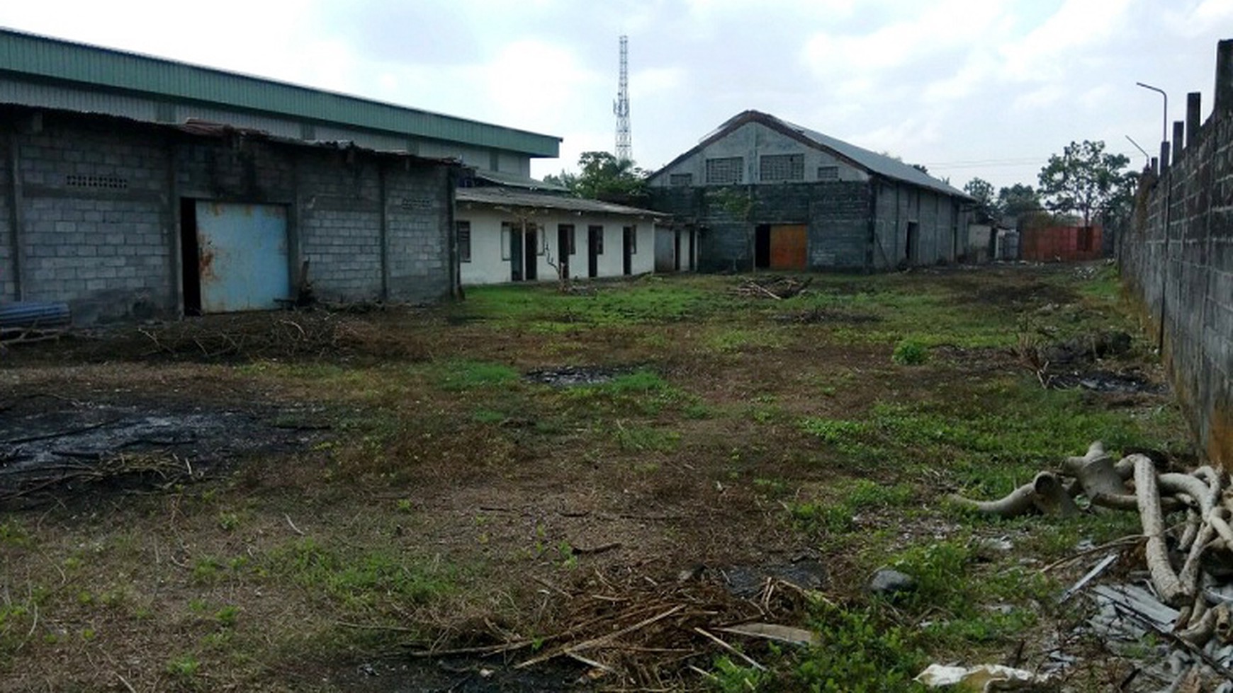 GUDANG LUAS DAN STRATEGIS, RINGROAD BARAT, TAMANTIRTO, BANTUL