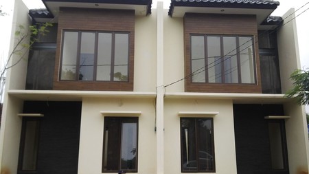 Rumah dalam cluster di Pondok Aren