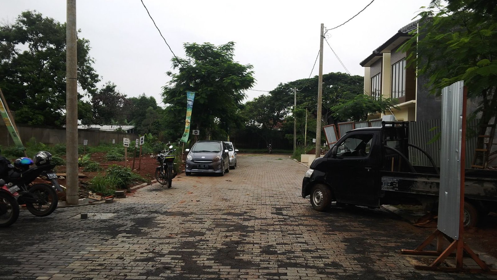 Rumah dalam cluster di Pondok Aren