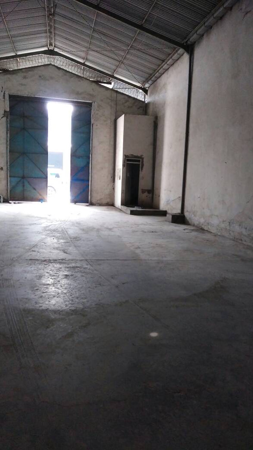 SEWA GUDANG SURABAYA BARAT