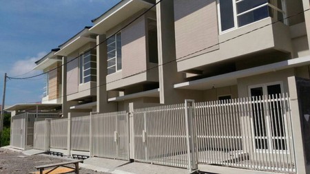 BARU MINIMALIS SBY TIMUR