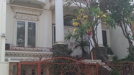 Rumah Bagus Di Villa Permata Gading