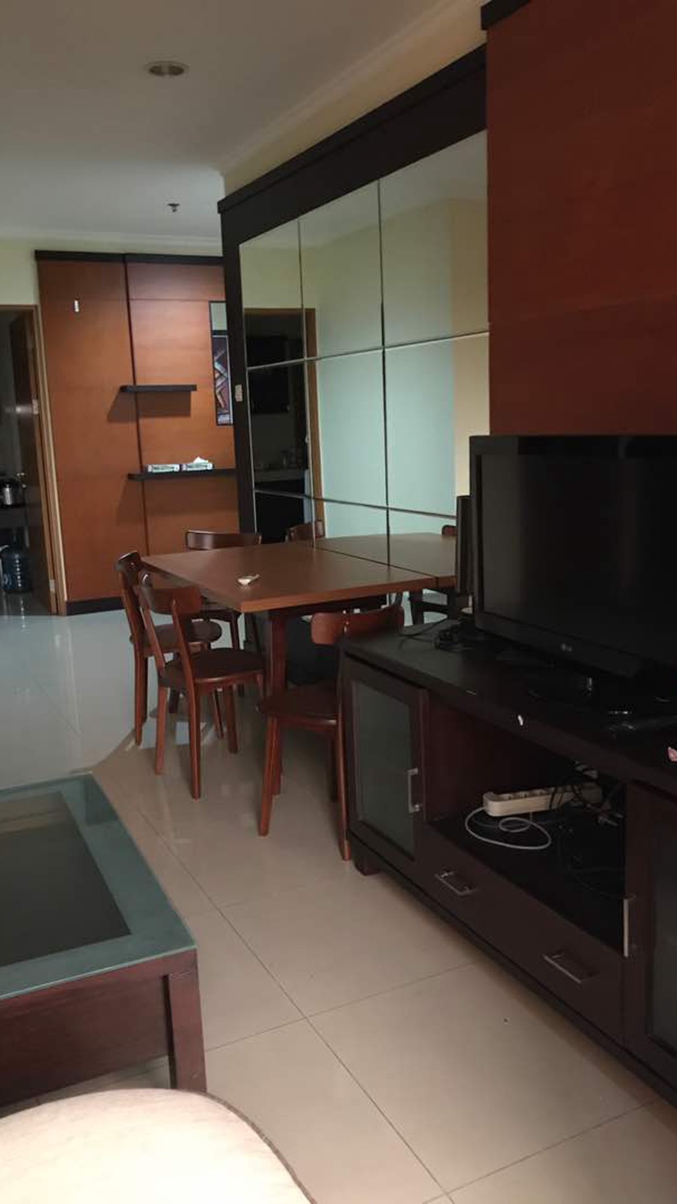 Apartemen Hampton Park Fully Furnished