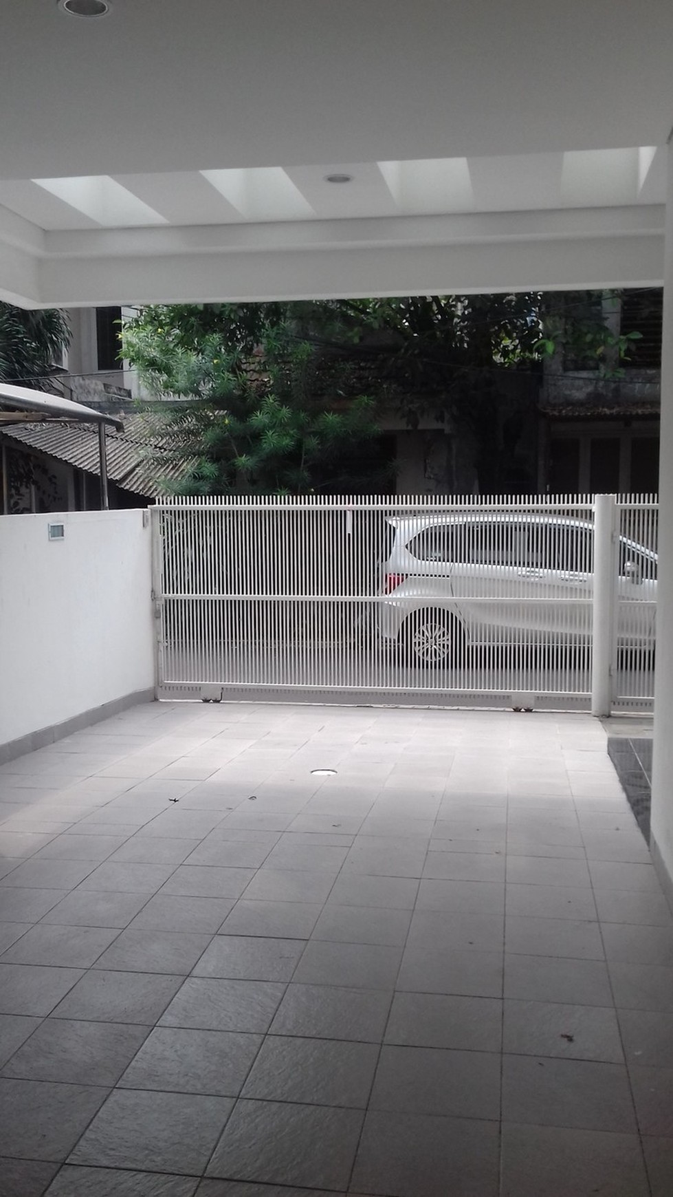Rumah Minimalis 3 Lantai Posisi Hook Pondok Indah #AM
