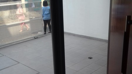 Rumah Minimalis 3 Lantai Posisi Hook Pondok Indah #AM