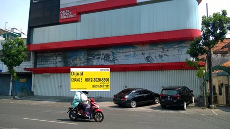 RUKO DIPUSAT BISNIS COCOK UNTUK SHOWROOM