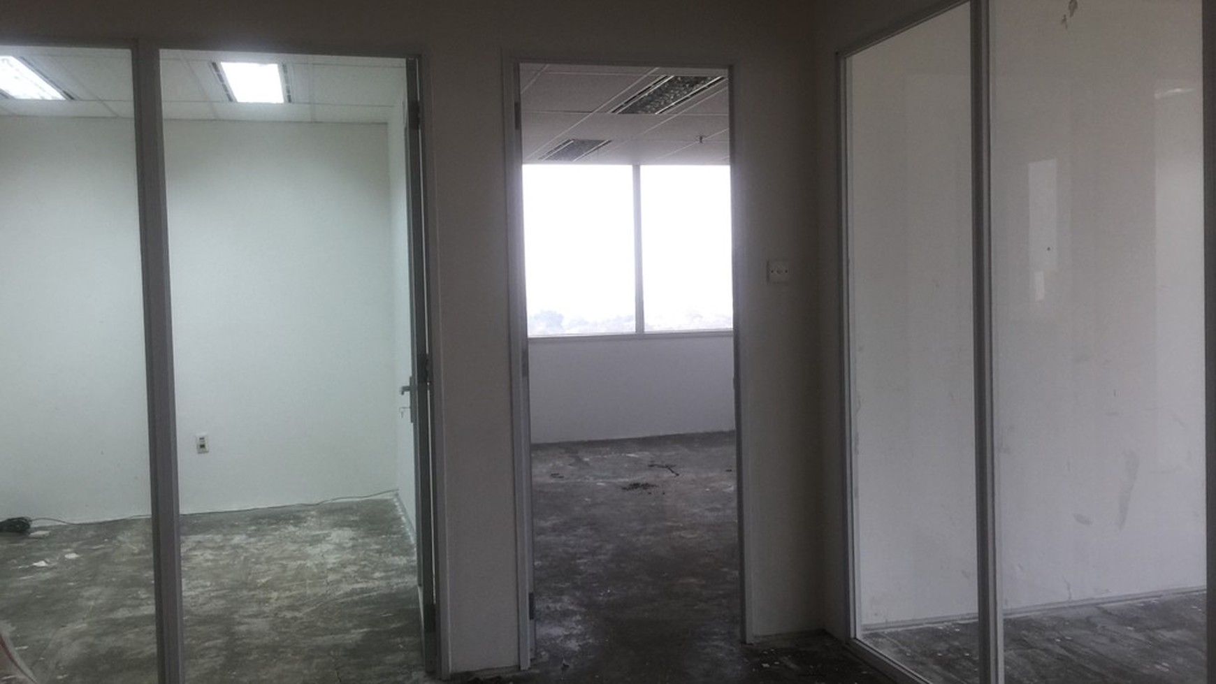Disewakan - Office Space 250m2 di Menara Imperium, Kuningan, Jakarta