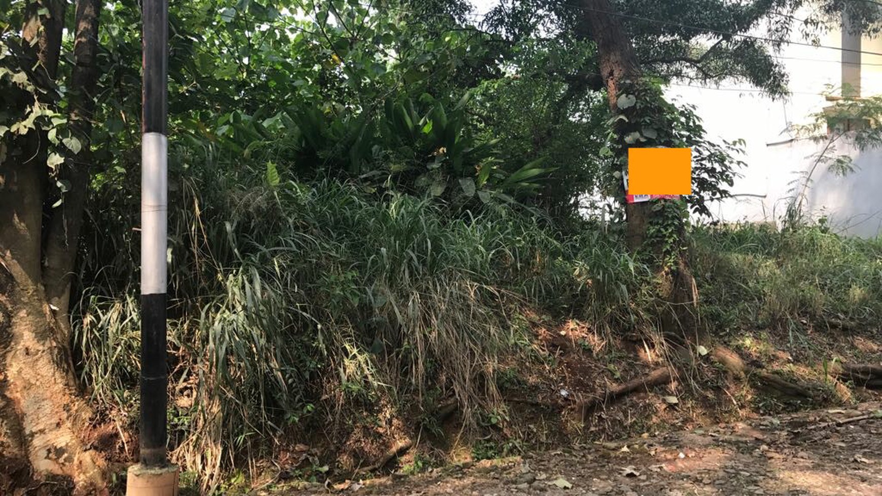 Tanah  Dijual Cepat di Taman Cirendeu, Lebak Bulus