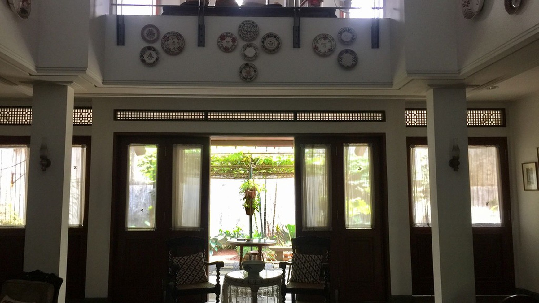 DIJUAL - Rumah Artistik Traditional di Jaka Permai Bekasi