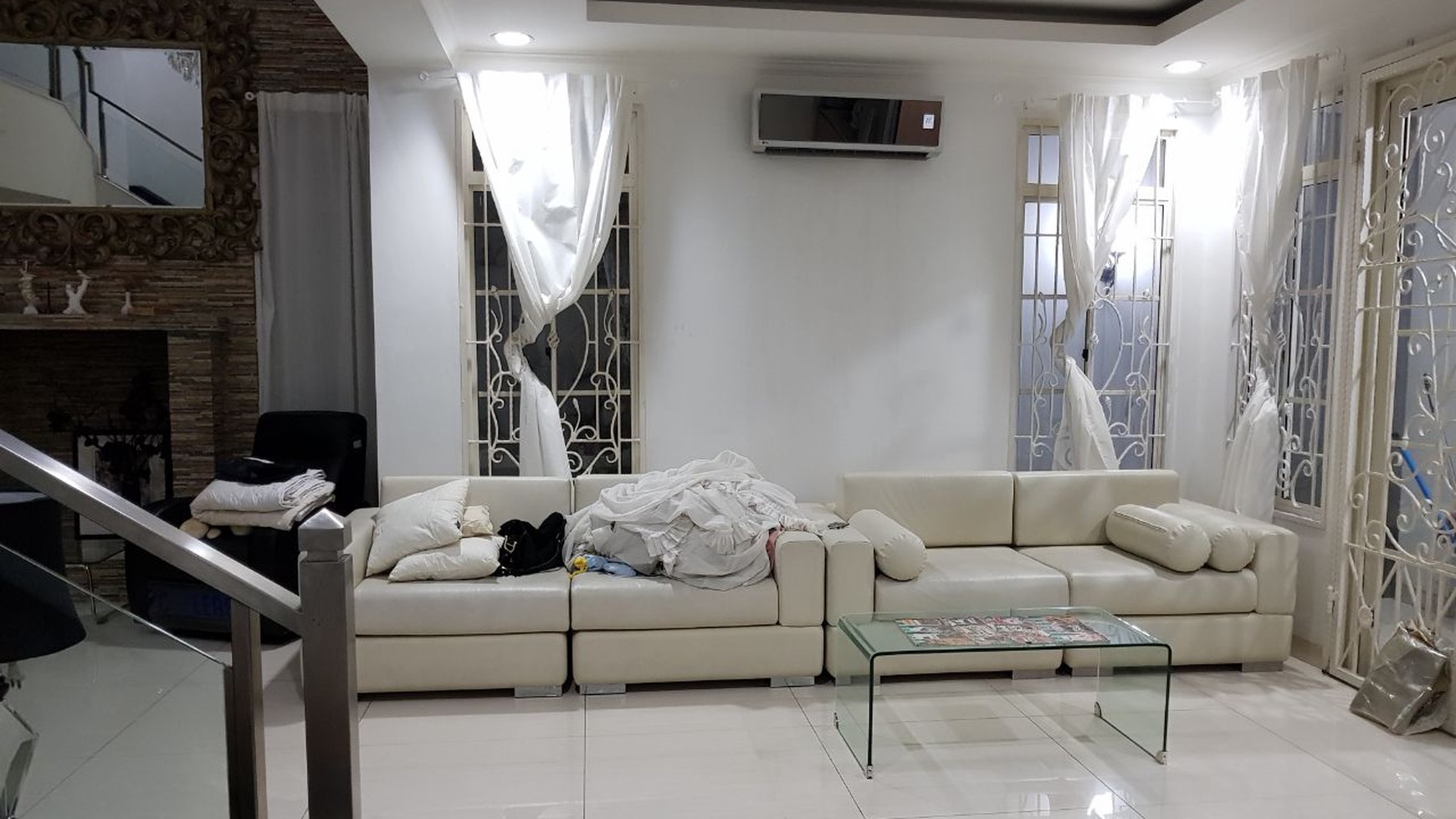 Disewakan Rumah di Taman Kalimantan - Lippo Karawaci