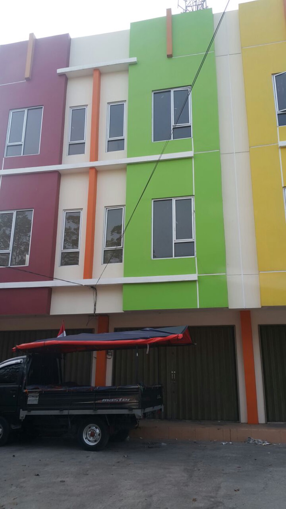 Dijual / Disewakan 6 Unit Ruko di Pinggir Jalan Imam Bonjol - Karawaci