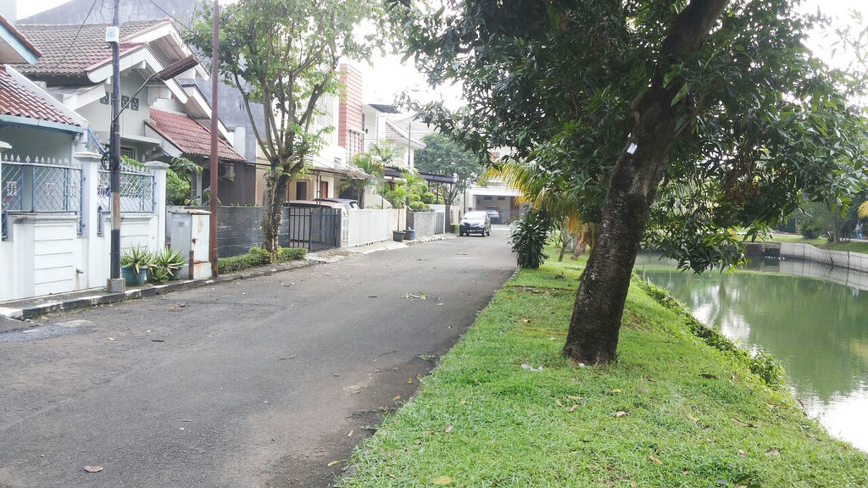 Rumah Bagus Di Jl Kuricang, Bintaro Jaya