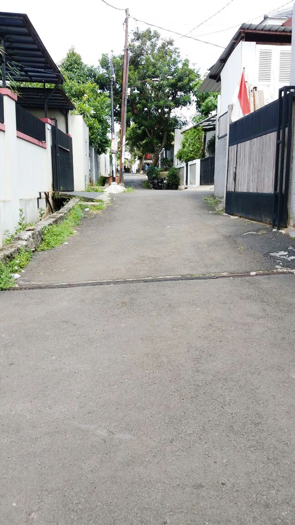 Dijual Rumah asri nyaman, aman, siap huni Di @Cireundeu, Ciputat