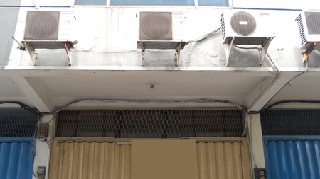 SEWA RUKO 3,5 LANTAI PUSAT PERDAGANGAN