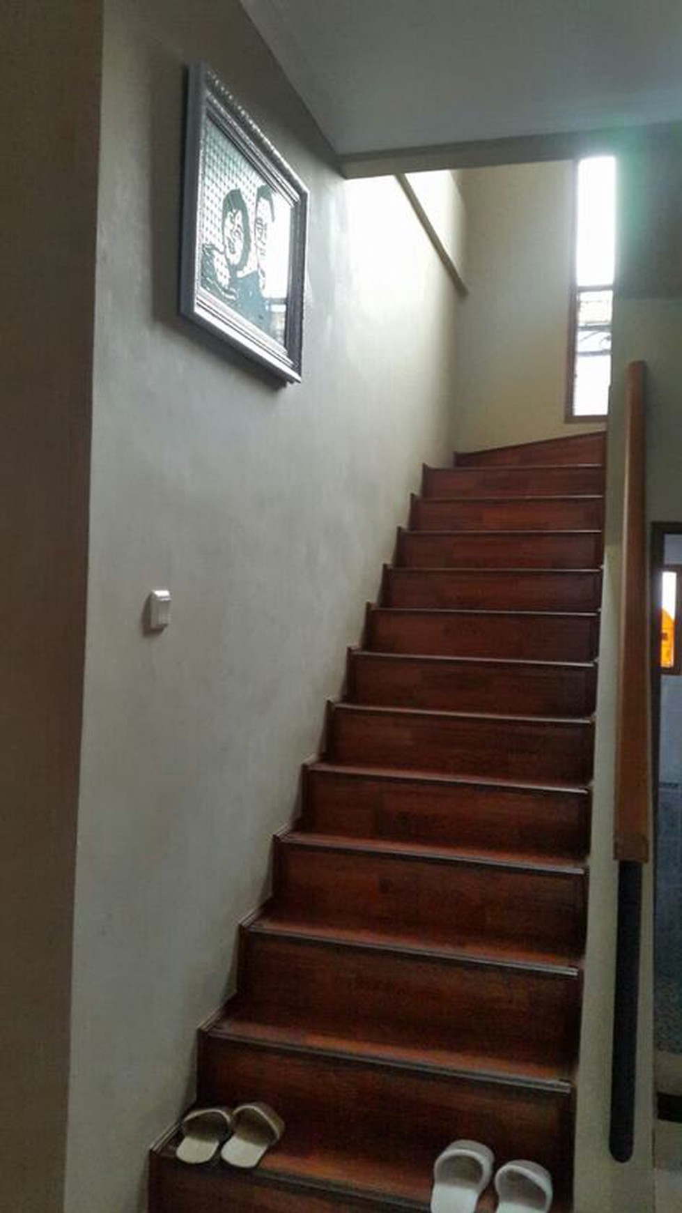 BU....!!! Dijual rumah di Villa Melati Mas, kondisi bagus, harga resonable, strategis, pusat pendidikan dan kuliner, siap huni