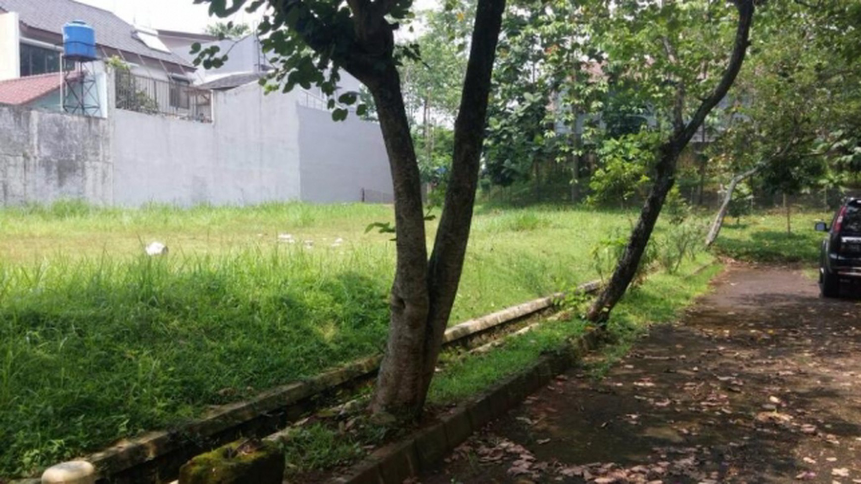 Kavling badan di Giri Loka 2