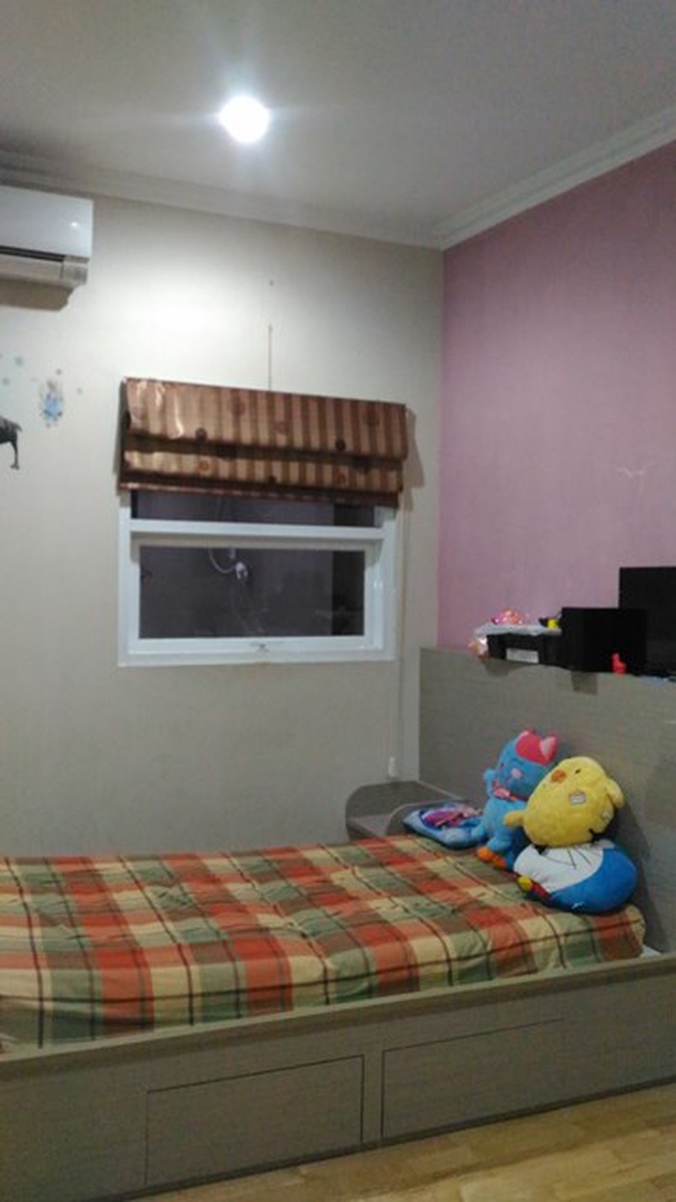 Rumah Cantiq Minimalis siap huni FF, 117m harga 2,2M nego