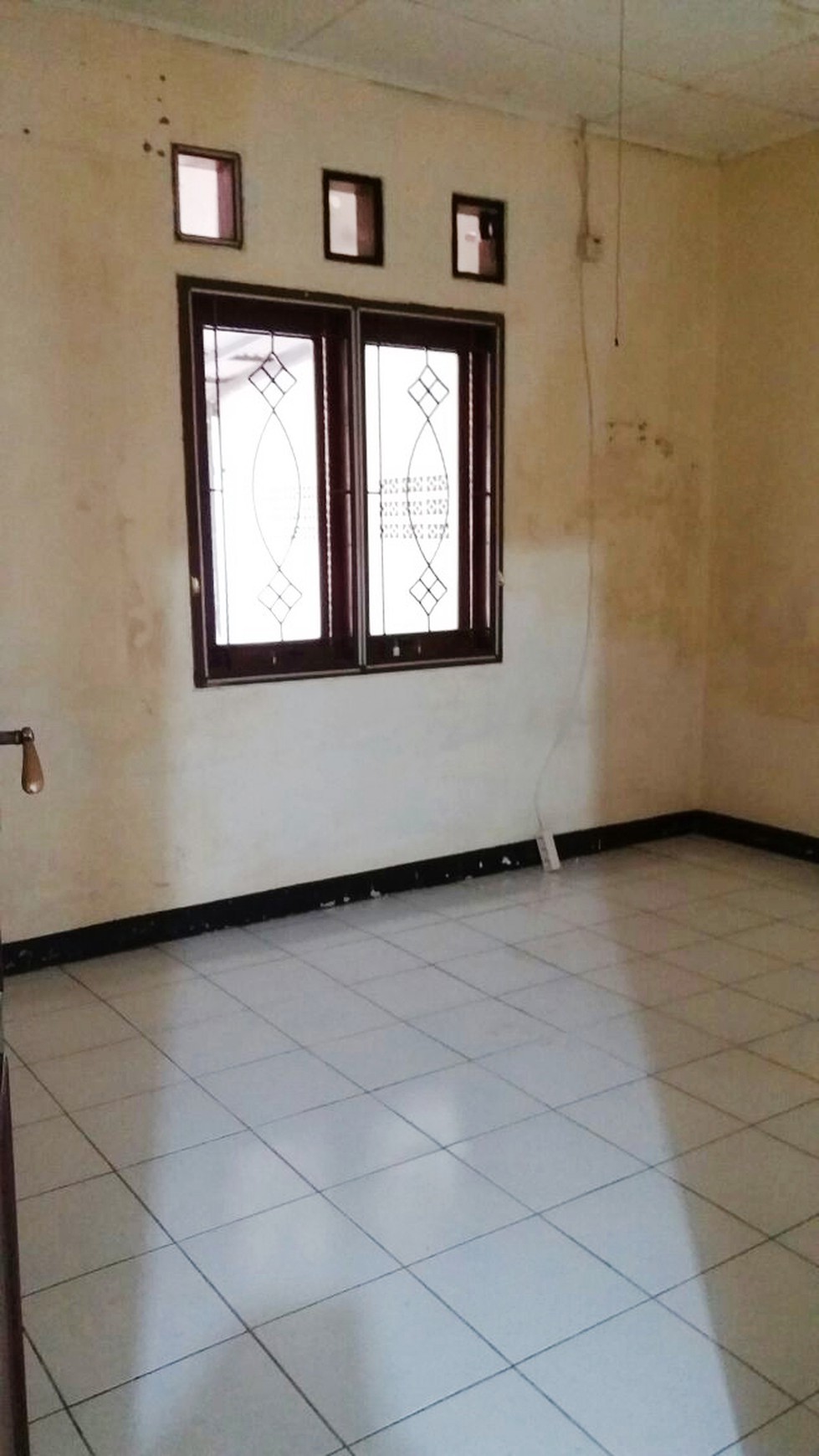 Dijual Rumah asri nyaman, aman, siap huni Di @Villa Bintaro Indah