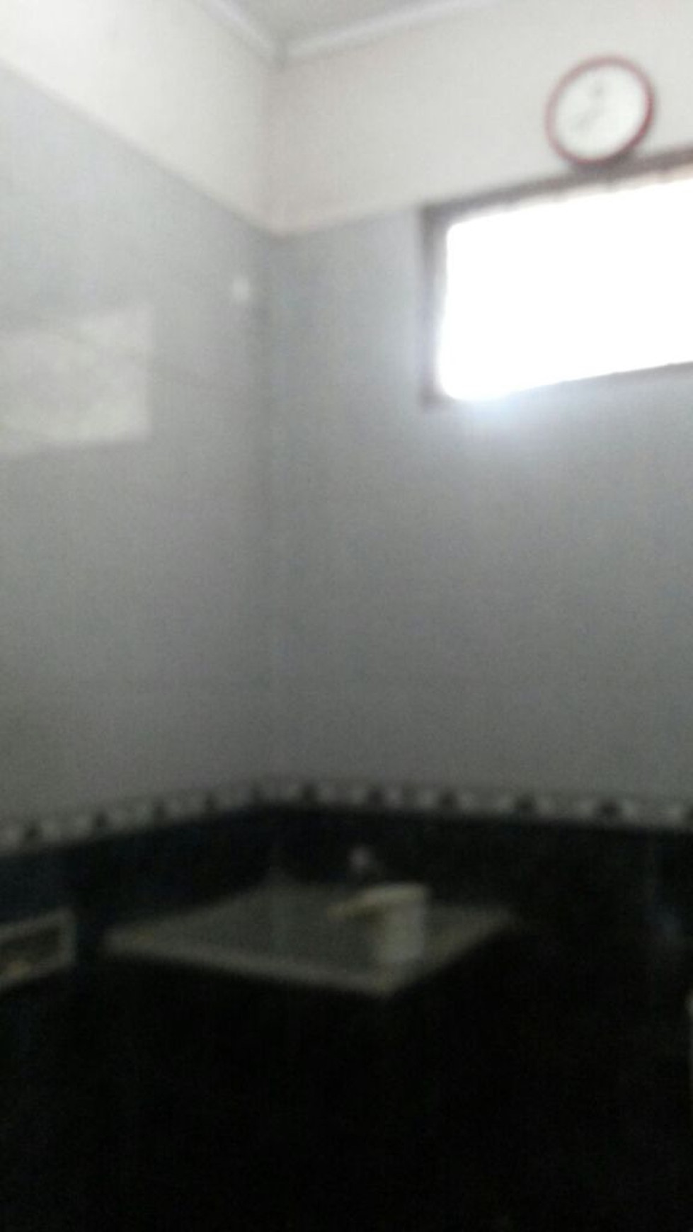 Rumah bagus di daerah pesanggrahan ,rumah siap huni,pinggir jalan