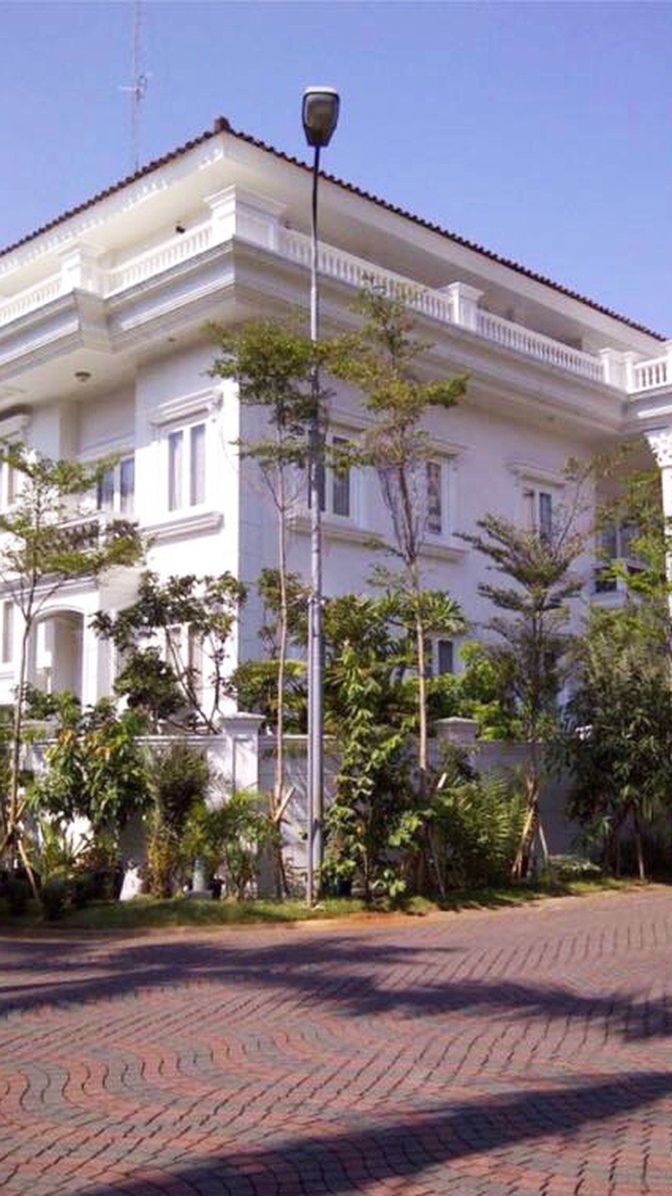 Rumah Turun Harga!!!! Villa Artha Gading, Luas 16x26m2