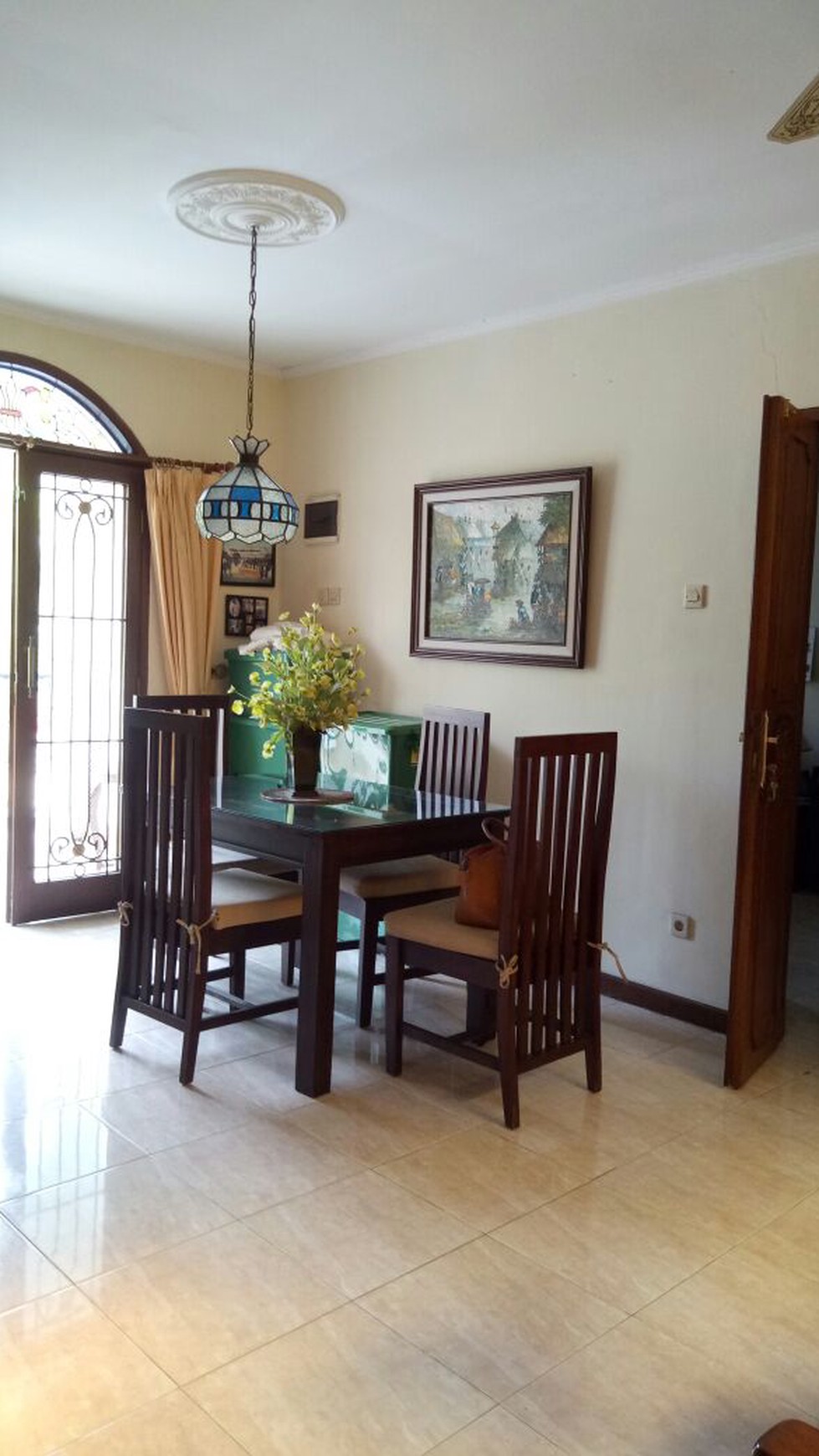 Rumah Bagus,siap huni,dalam cluster di Bintaro Jaya sektor 9