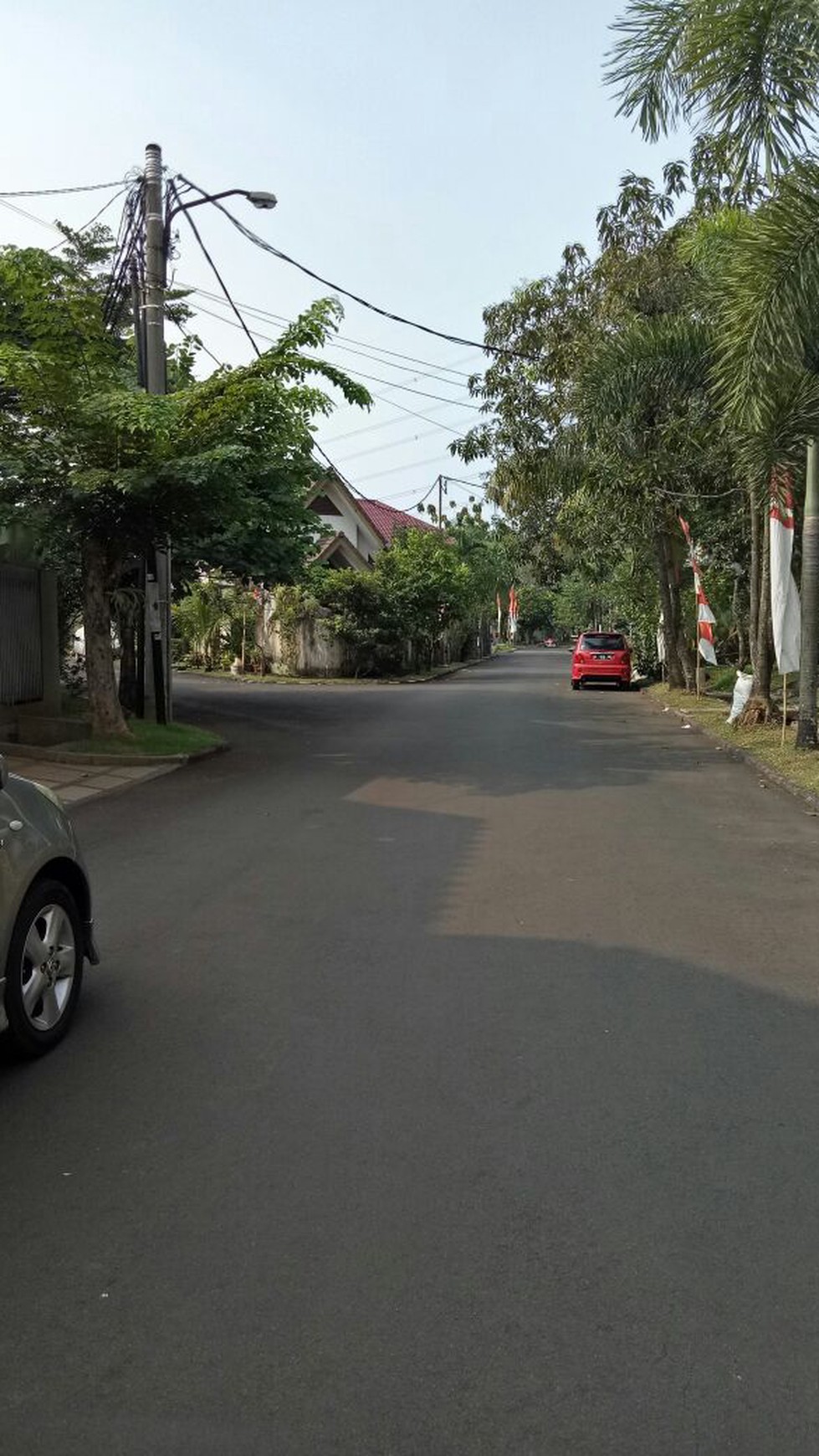 Rumah Bagus,siap huni,dalam cluster di Bintaro Jaya sektor 9