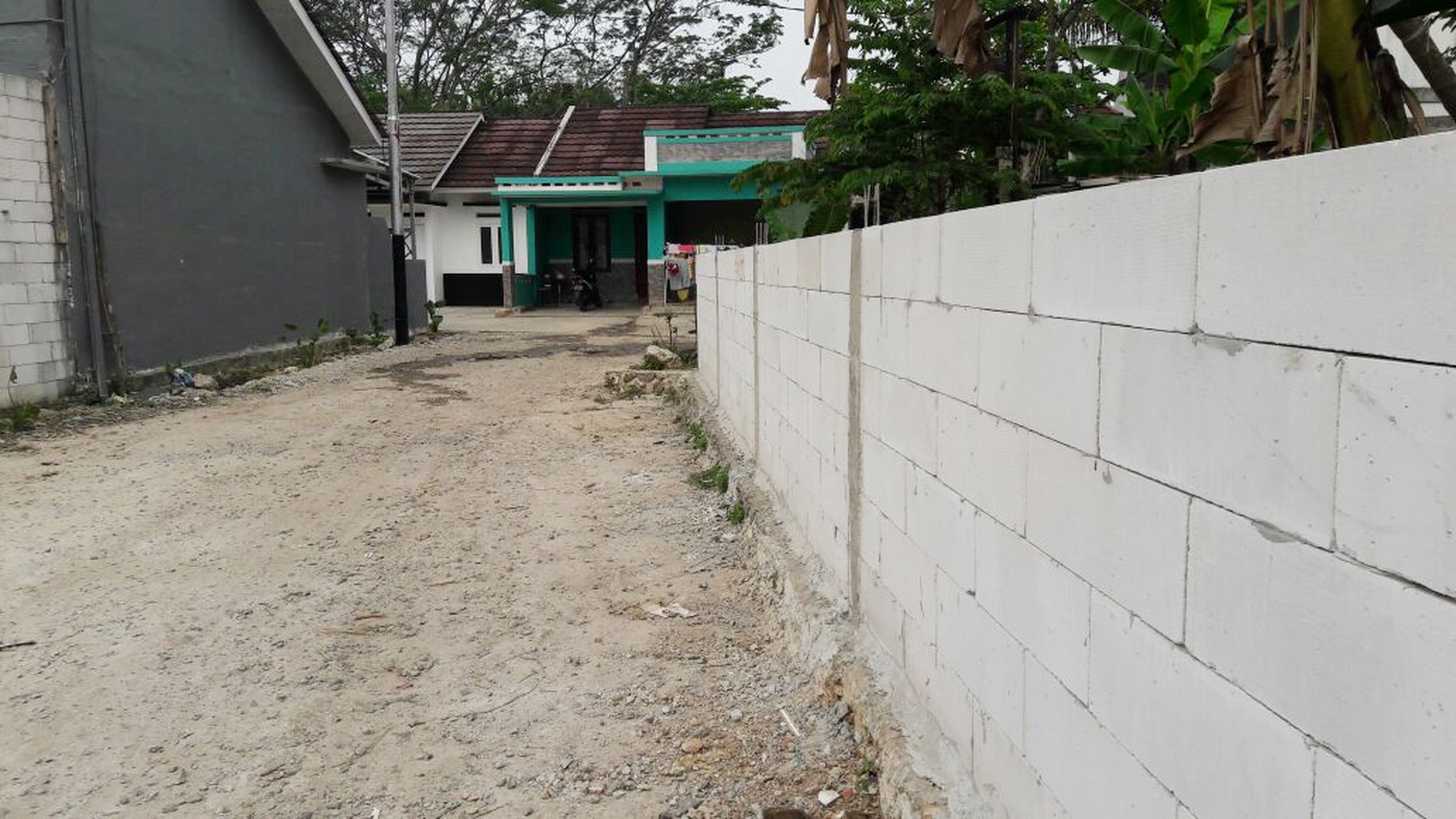 Dijual Kavling, luas, lokasi sangat strategis Di pamulang 2.
