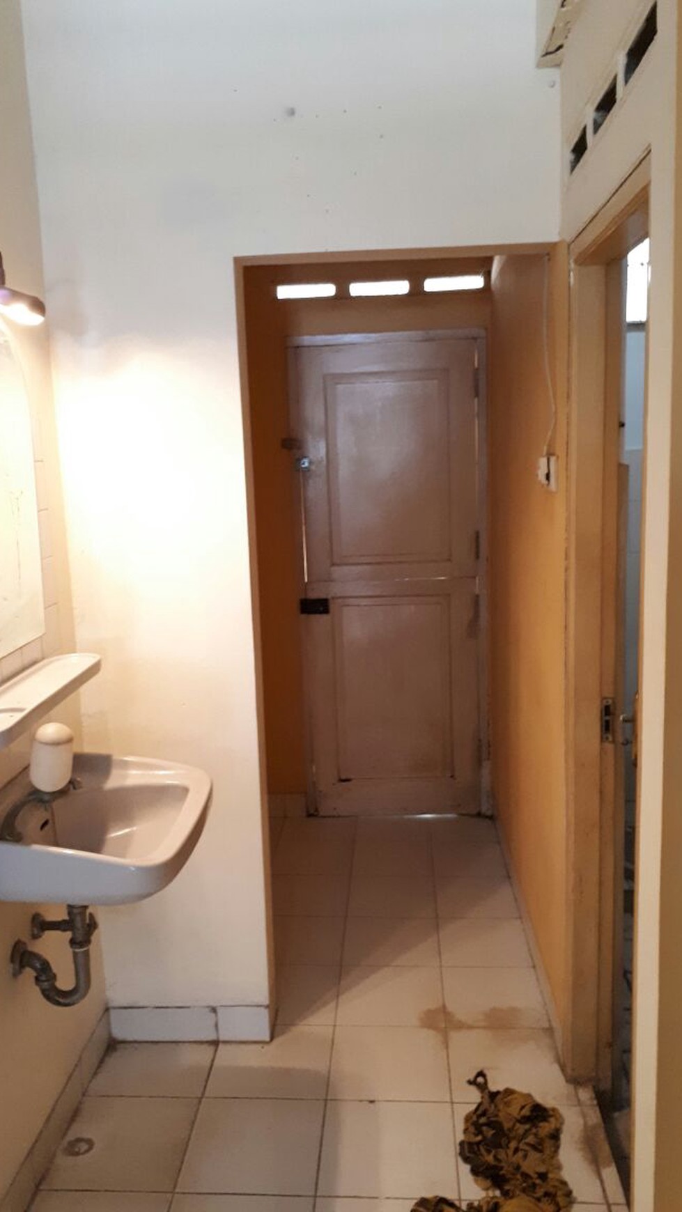 Rumah siap huni di Pondok Aren