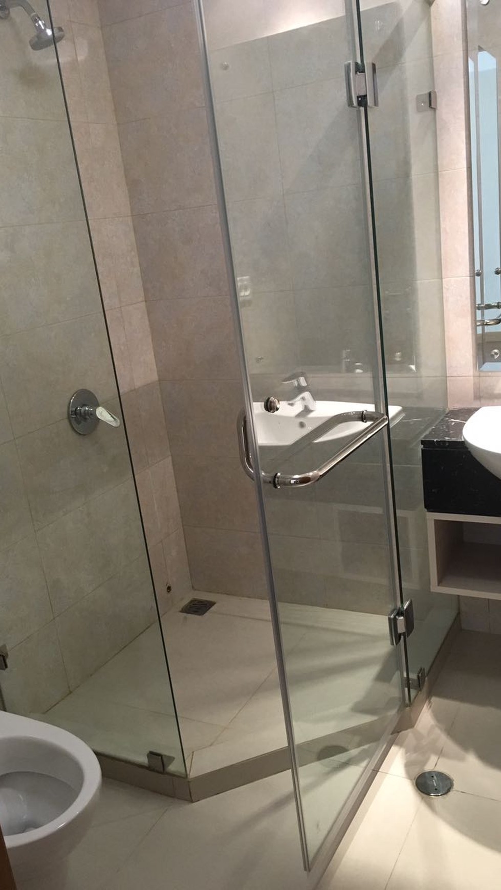 Lokasi strategis cocok untuk kantor / tempat tinggal