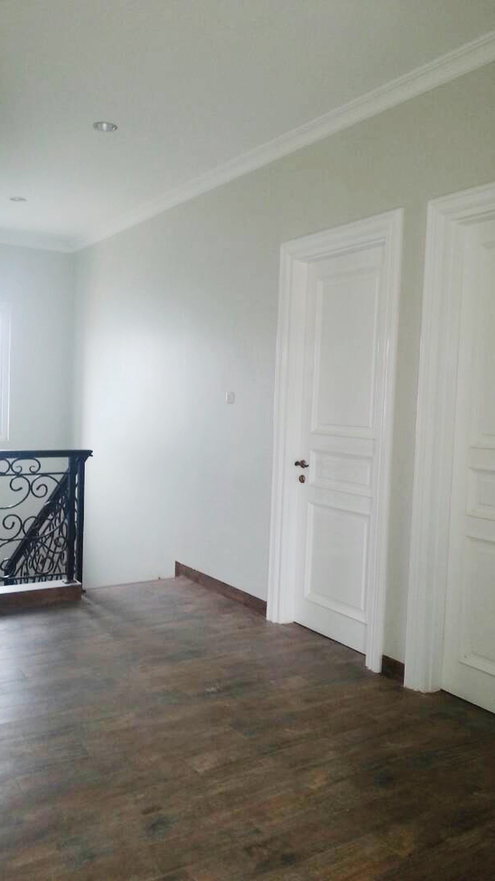 Dijual rUMAH Strategis Di Jl Pinguin, Bintaro Sektor 3