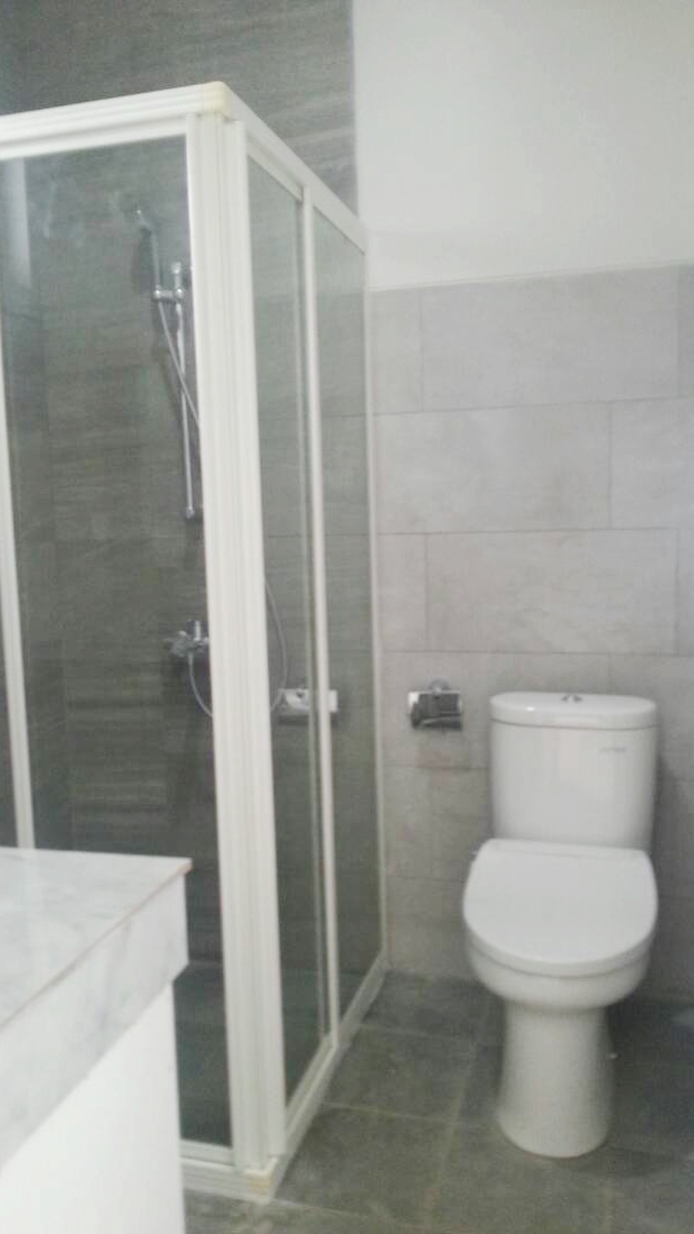 Dijual rUMAH Strategis Di Jl Pinguin, Bintaro Sektor 3