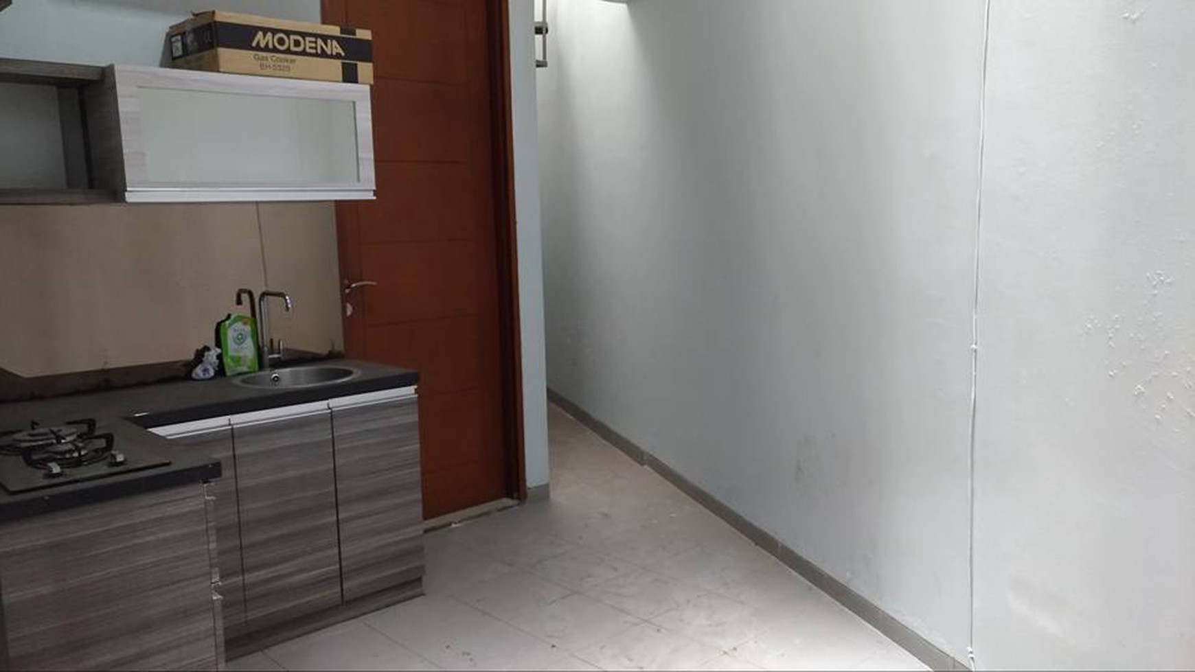 RUMAH SEMIFURNISED DI SETRADUTA KAMAR 1+1 HANYA 59 JT SAJA