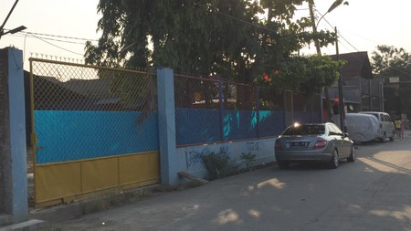 Dijual bengkel / gudang di Jl. Raya Topas, Rawalumbu - Bekasi