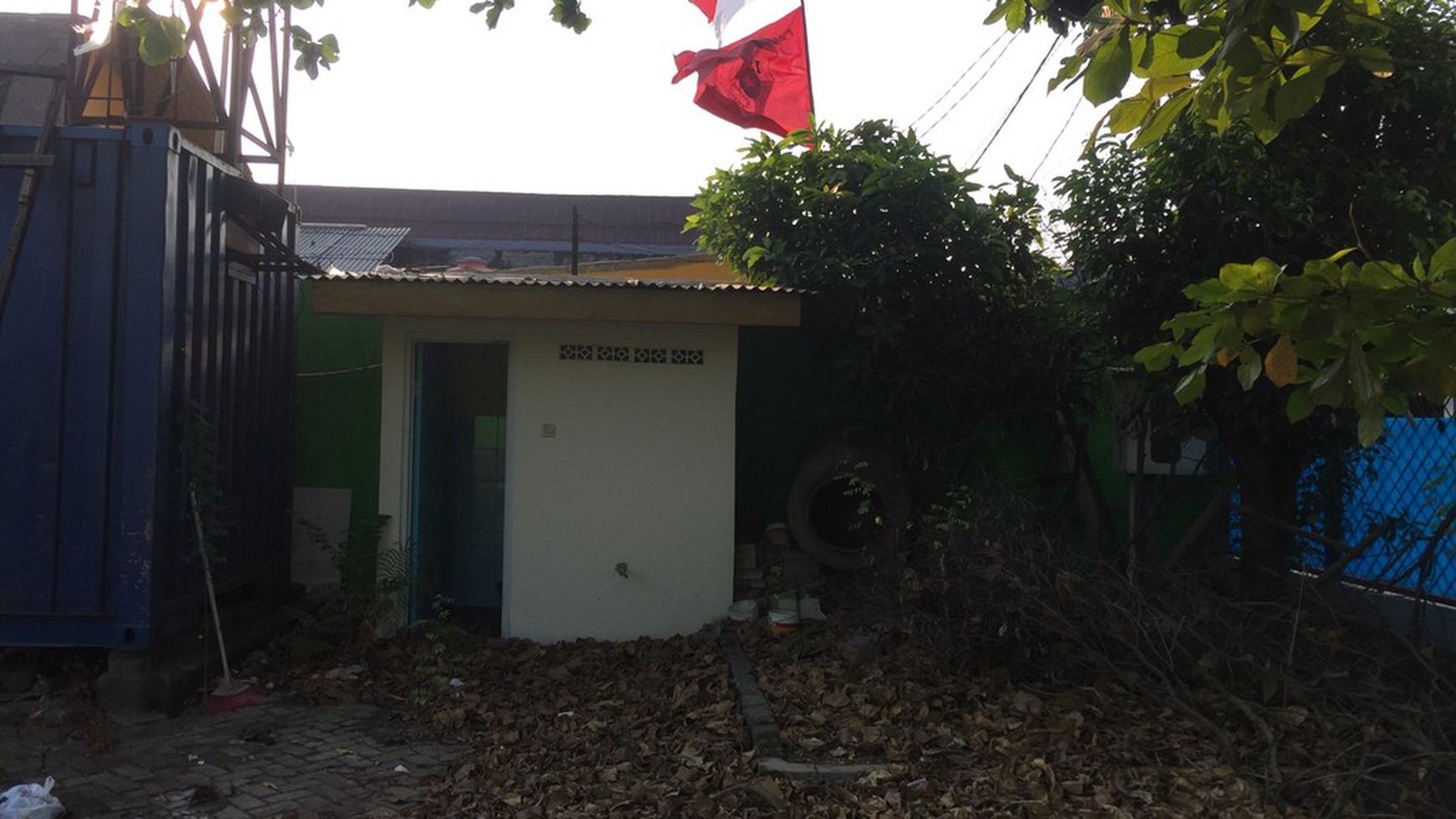 Dijual bengkel / gudang di Jl. Raya Topas, Rawalumbu - Bekasi