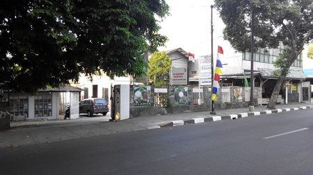 LOKASI STRATEGIS, JALAN LEBAR