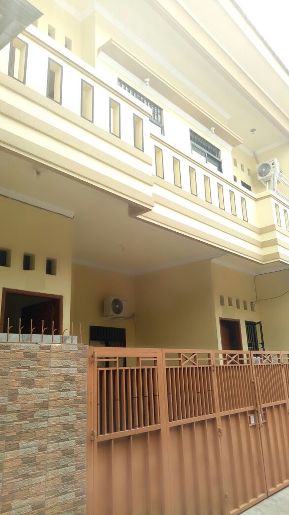 Rumah jual 2 unit di Tanjung Barat JakBar