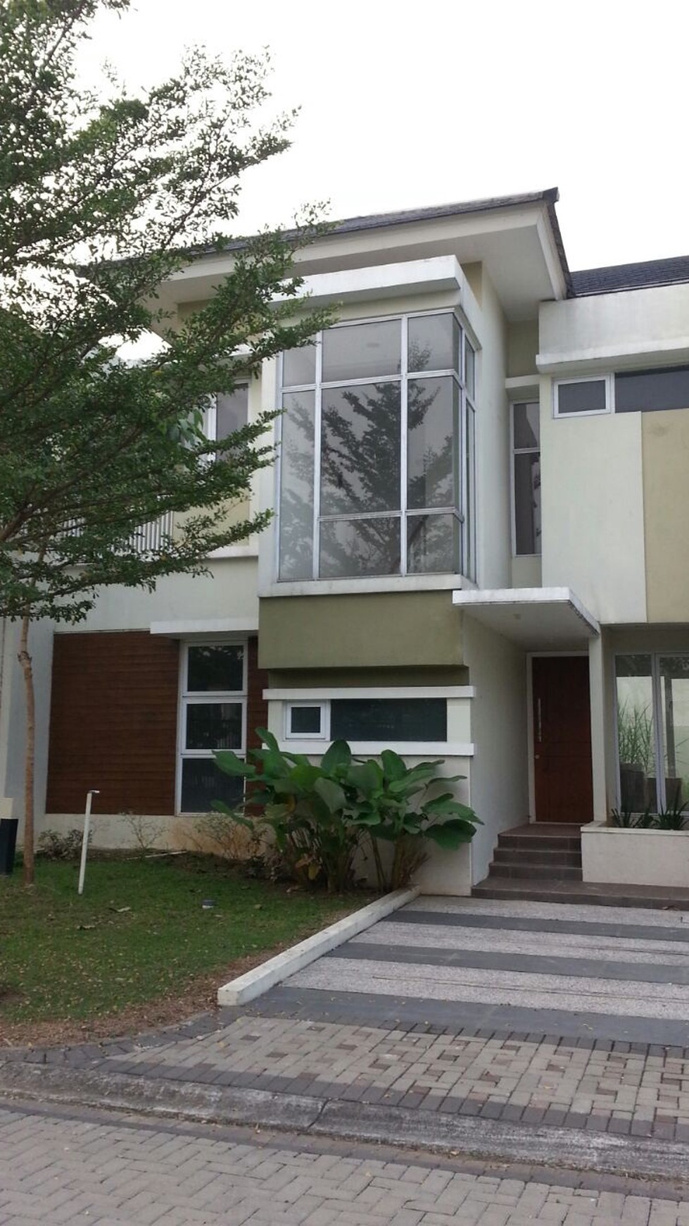 Rumah Siap huni di Eminent