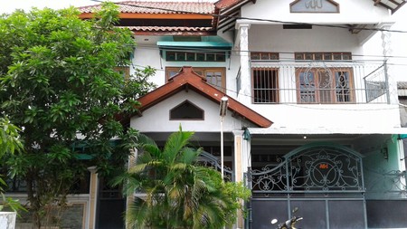 RUMAH KOST WISMA TROPODO SIDOARJO 2 LANTAI
