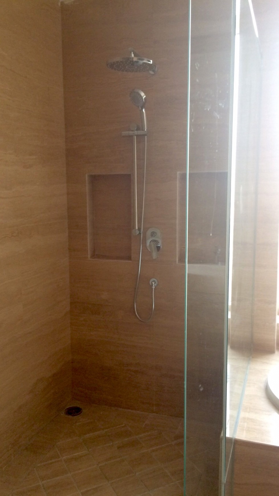 Apartemen Jual di Botanica Simprug 3 Bedrooms