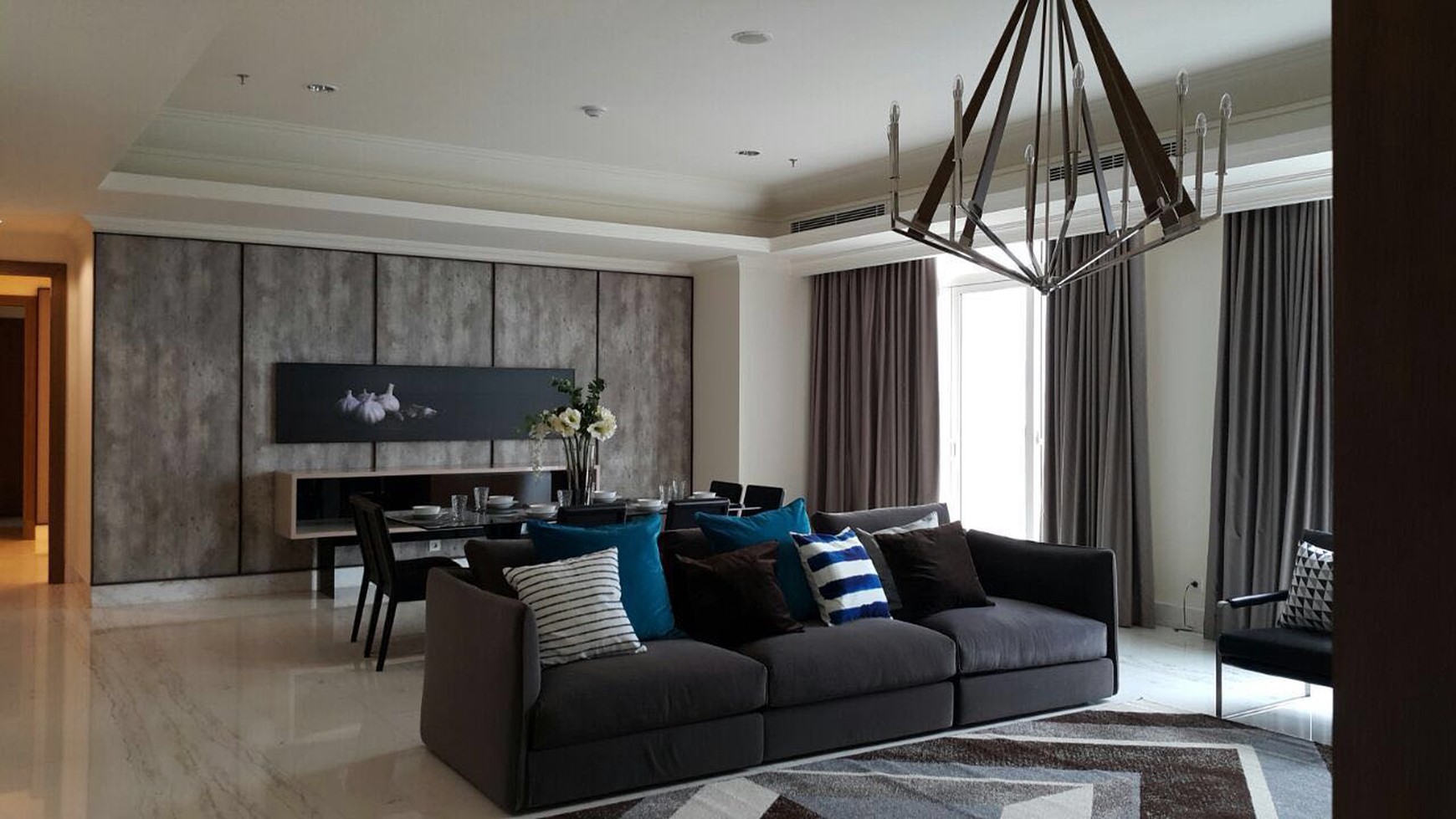 Apartemen Jual di Botanica Simprug 3 Bedrooms