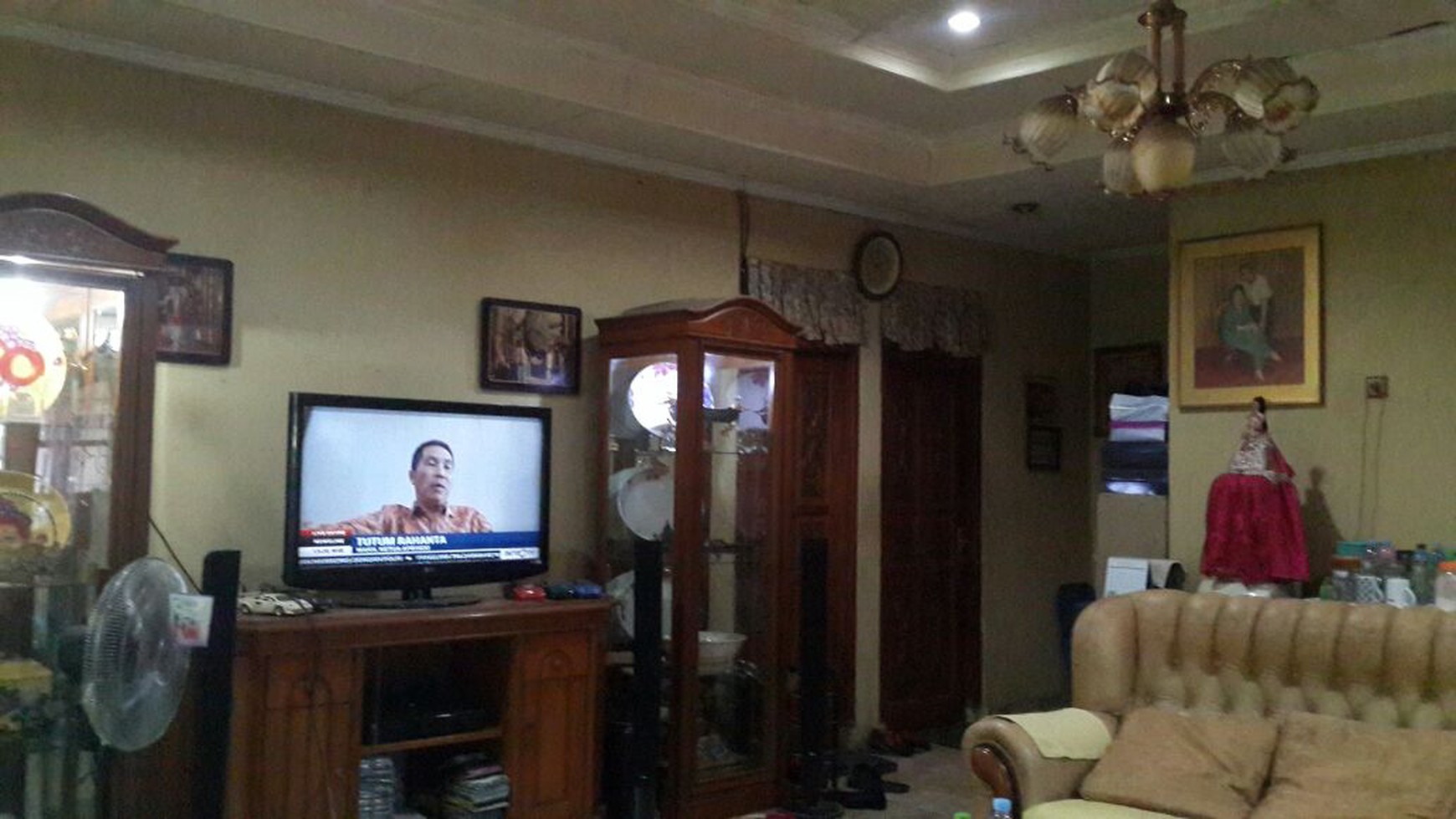 Rumah cantik,siap huni dalam komplek pertukangan