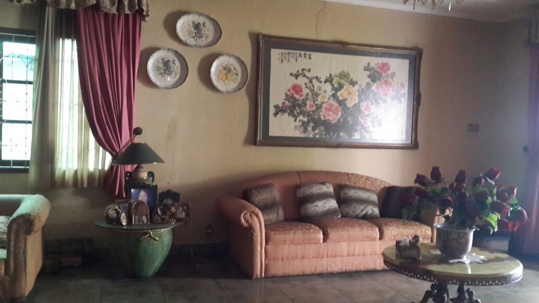 Rumah cantik,siap huni dalam komplek pertukangan