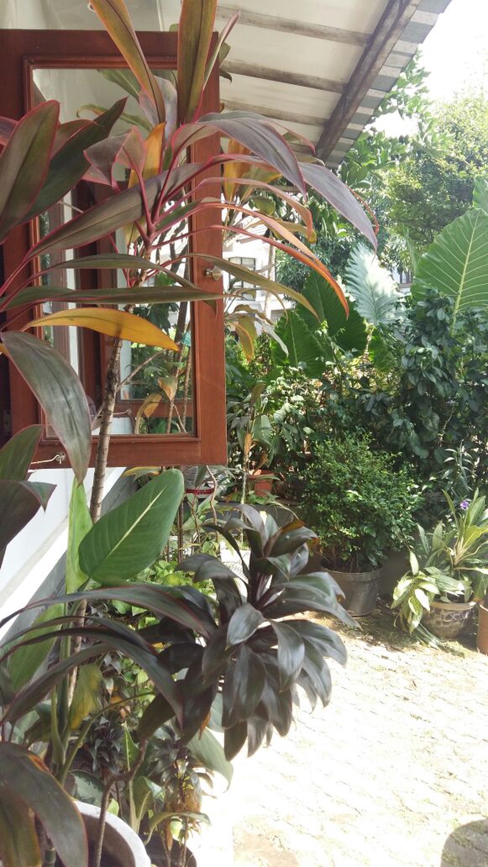 For Sale a house in cluster Emerald, Bintaro 9.